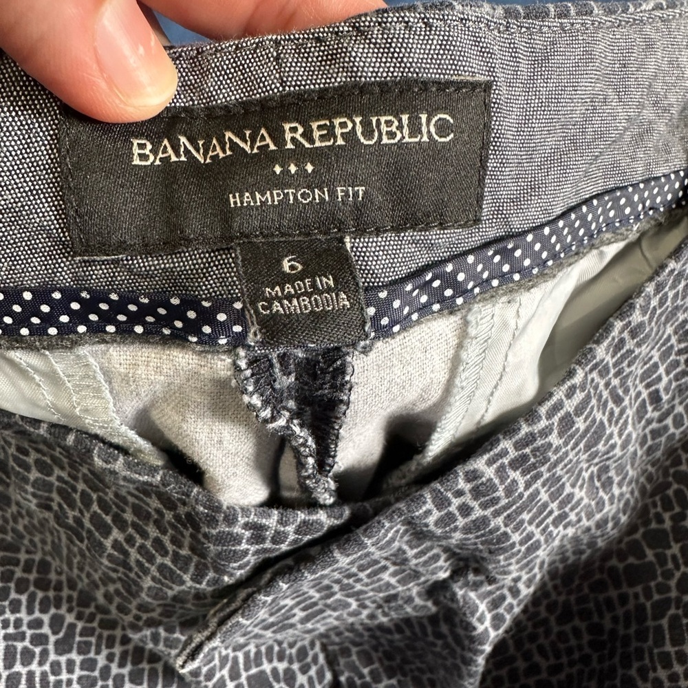 Banana Republic Hampton Fit Navy blue and Gray Patterned Pants